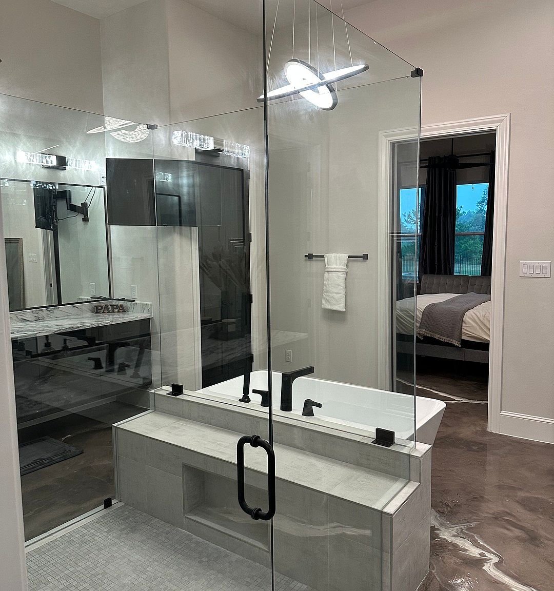 Walk-in glass shower